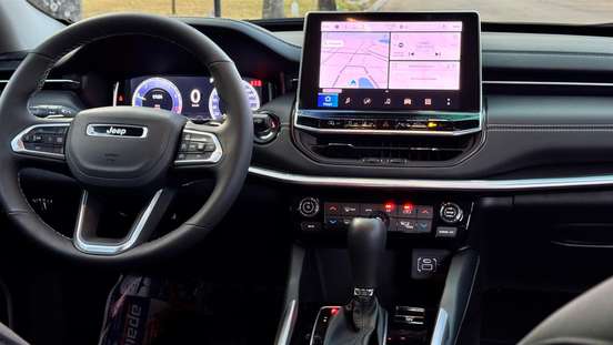 JEEP-COMMANDER-2025