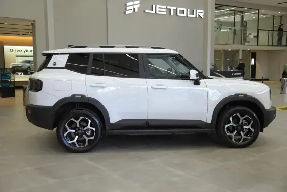 JETOUR T1 1.5 TGDI PHEV PREMIUM DHT JETOUR T1 1.5 TGDI PHEV PREMIUM DHT