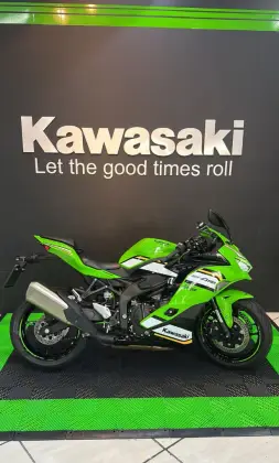 KAWASAKI NINJA ZX-4RR 