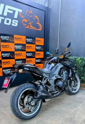 KAWASAKI-Z1000-2011
