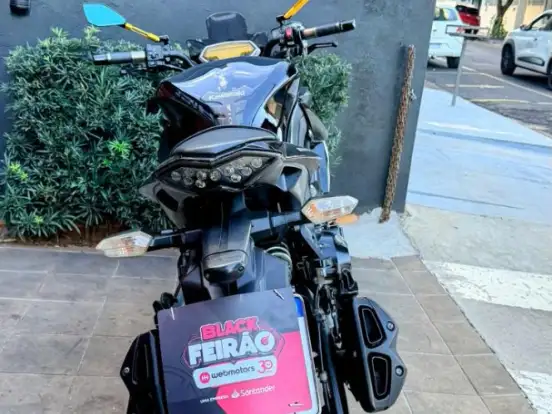 KAWASAKI-Z1000 KAWASAKI-Z1000-2011