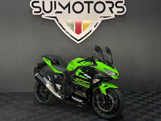 KAWASAKI NINJA 400 KRT EDITION 