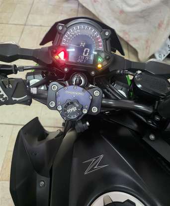KAWASAKI-Z400-2020