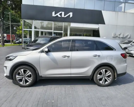 KIA SORENTO 3.5 V6 GASOLINA EX 7L AUTOMATICO KIA SORENTO 3.5 V6 GASOLINA EX 7L AUTOMATICO