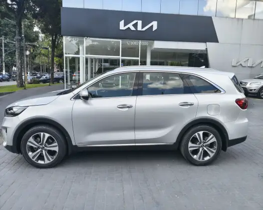 KIA SORENTO 3.5 V6 GASOLINA EX 7L AWD AUTOMATICO KIA SORENTO 3.5 V6 GASOLINA EX 7L AWD AUTOMATICO