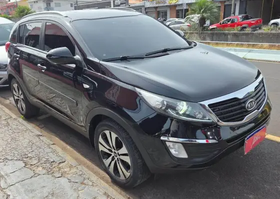KIA SPORTAGE 2.0 LX 4X2 16V FLEX 4P AUTOMÁTICO KIA SPORTAGE 2.0 LX 4X2 16V FLEX 4P AUTOMÁTICO