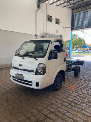 KIA BONGO 2.5 K-2500 4X2 CS TURBO DIESEL 2P MANUAL