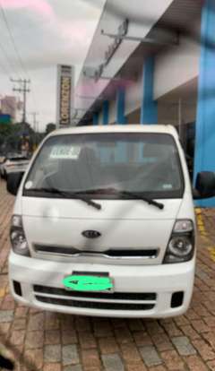 KIA-BONGO-2013