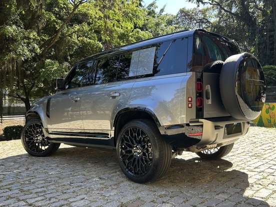 LAND ROVER-DEFENDER-3.0 D300 TURBO DIESEL MHEV 110 X-DYNAMIC SE AWD AUTOMÁTICO LAND ROVER-DEFENDER-2023