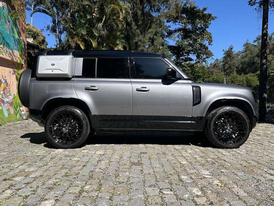 LAND ROVER-DEFENDER-2023