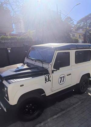 LAND ROVER DEFENDER 2.5 90 SW TETO RIGIDO 4X4 TURBO INTERCOOLER DIESEL 2P MANUAL