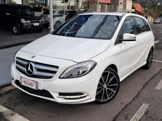 MERCEDES-BENZ-B 200-1.6 SPORT TURBO GASOLINA 4P AUTOMÁTICO MERCEDES-BENZ-B 200-2014