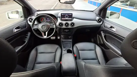 MERCEDES-BENZ-B 200-2014