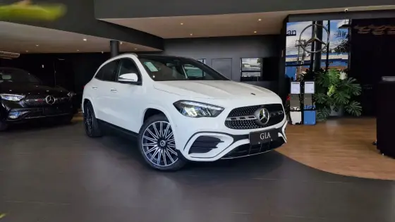 MERCEDES-BENZ GLA 200 1.3 MHEV AMG LINE 7G-DCT MERCEDES-BENZ GLA 200 1.3 MHEV AMG LINE 7G-DCT