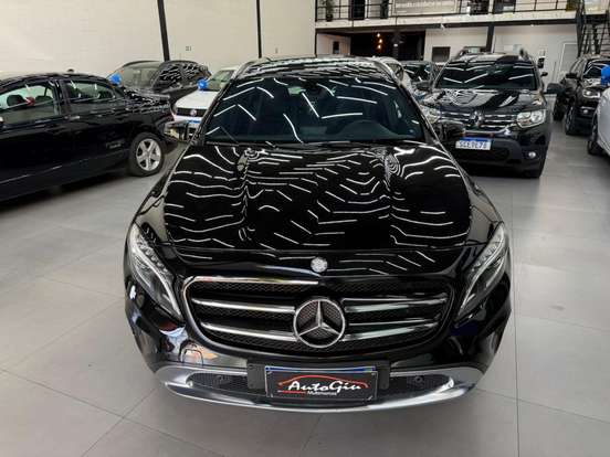 MERCEDES-BENZ-GLA 200-1.6 CGI ADVANCE 16V TURBO FLEX 4P AUTOMÁTICO MERCEDES-BENZ-GLA 200-2015