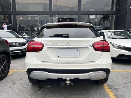 MERCEDES-BENZ-GLA 200-1.6 CGI FLEX STYLE 7G-DCT MERCEDES-BENZ-GLA 200-2019