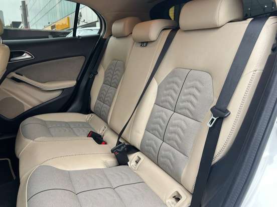 MERCEDES-BENZ-GLA 200-1.6 CGI FLEX STYLE 7G-DCT MERCEDES-BENZ-GLA 200-2019