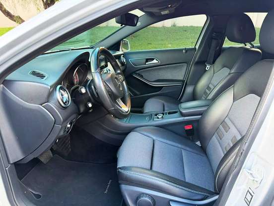 MERCEDES-BENZ-GLA 200-1.6 CGI STYLE 16V TURBO FLEX 4P AUTOMÁTICO MERCEDES-BENZ-GLA 200-2016