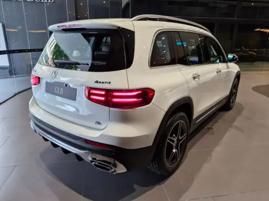 MERCEDES-BENZ-GLB 220-2.0 MHEV AMG LINE 4MATIC 8G-DCT MERCEDES-BENZ-GLB 220-2026