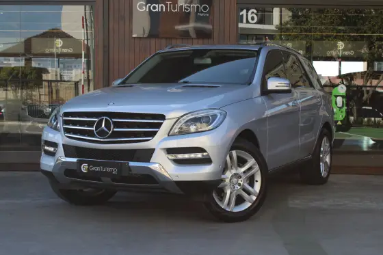 MERCEDES-BENZ ML 350 3.0 BLUETEC V6 DIESEL 4P AUTOMÁTICO MERCEDES-BENZ ML 350 3.0 BLUETEC V6 DIESEL 4P AUTOMÁTICO