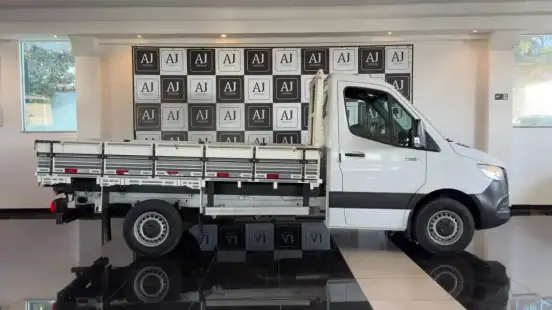 MERCEDES-BENZ-SPRINTER-2021