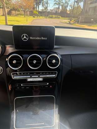MERCEDES-BENZ-C 180-2016