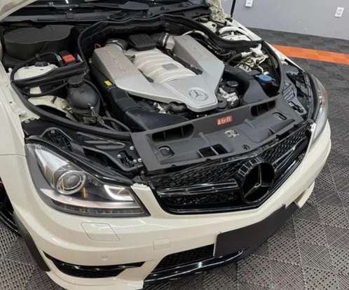 MERCEDES-BENZ-C 63 AMG-2012