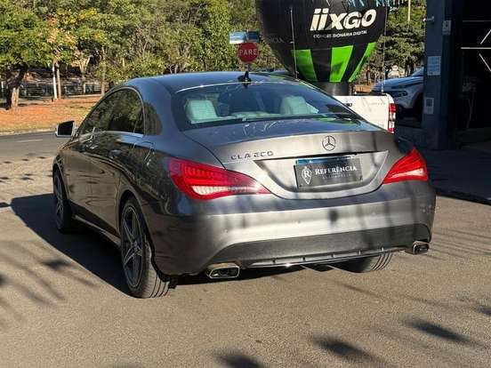 MERCEDES-BENZ-CLA 200-2015
