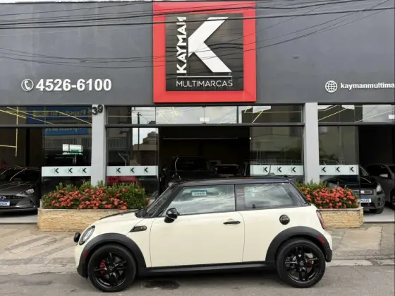 MINI COOPER 1.6 S JOHN COOPER WORKS 16V TURBO GASOLINA 2P MANUAL MINI COOPER 1.6 S JOHN COOPER WORKS 16V TURBO GASOLINA 2P MANUAL