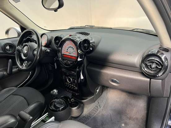 MINI-COUNTRYMAN-1.6 PEPPER 16V 120CV GASOLINA 4P AUTOMÁTICO MINI-COUNTRYMAN-2011