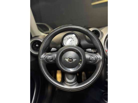 MINI-COUNTRYMAN-2011