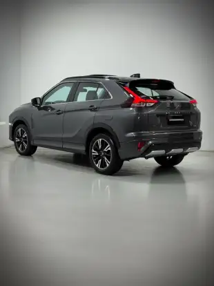 MITSUBISHI-ECLIPSE CROSS-2023