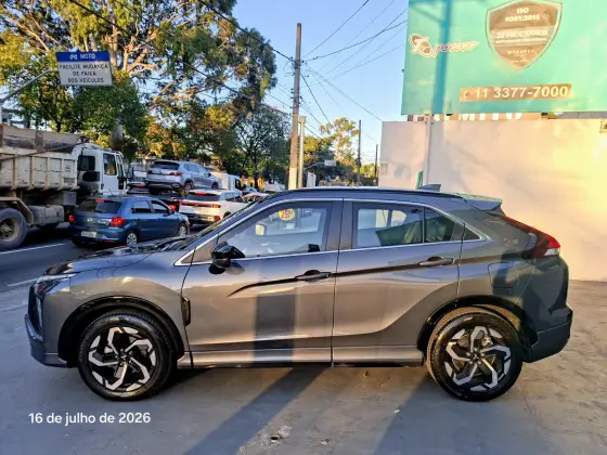 MITSUBISHI ECLIPSE CROSS 1.5 MIVEC TURBO GASOLINA HPE-S S-AWC CVT MITSUBISHI ECLIPSE CROSS 1.5 MIVEC TURBO GASOLINA HPE-S S-AWC CVT
