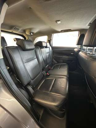 MITSUBISHI-OUTLANDER-2013