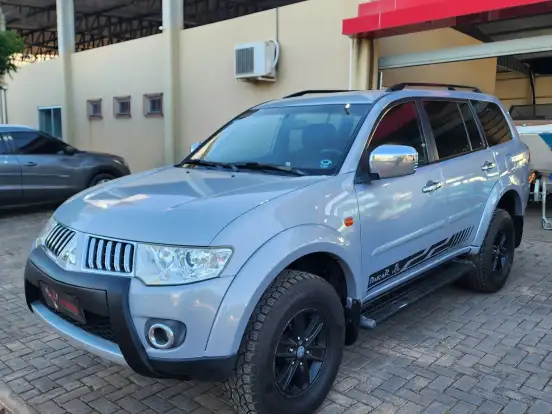 MITSUBISHI-PAJERO DAKAR-3.2 4X4 16V TURBO INTERCOOLER DIESEL 4P AUTOMÁTICO MITSUBISHI-PAJERO DAKAR-2013