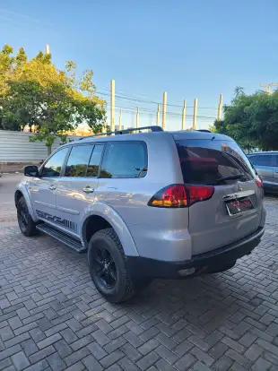 MITSUBISHI-PAJERO DAKAR-2013