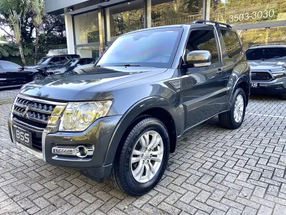 MITSUBISHI PAJERO FULL 3.8 HPE 4X4 V6 24V GASOLINA 2P AUTOMÁTICO MITSUBISHI PAJERO FULL 3.8 HPE 4X4 V6 24V GASOLINA 2P AUTOMÁTICO