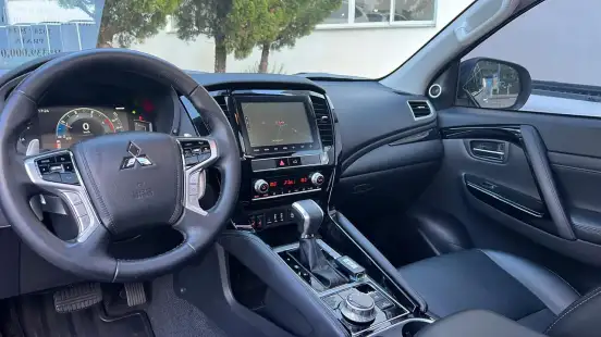 MITSUBISHI-PAJERO SPORT-2024