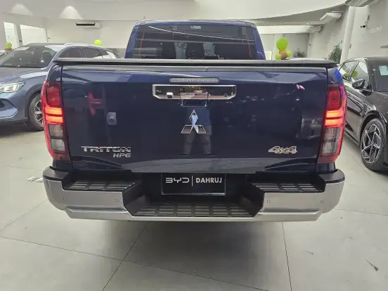 MITSUBISHI-TRITON-2.4 BITURBO DIESEL CD HPE 4X4 AUTOMÁTICO MITSUBISHI-TRITON-2025