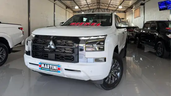 MITSUBISHI-TRITON-2026