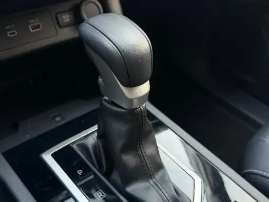 MITSUBISHI-TRITON-2.4 BITURBO DIESEL CD HPE-S 4X4 AUTOMÁTICO MITSUBISHI-TRITON-2026