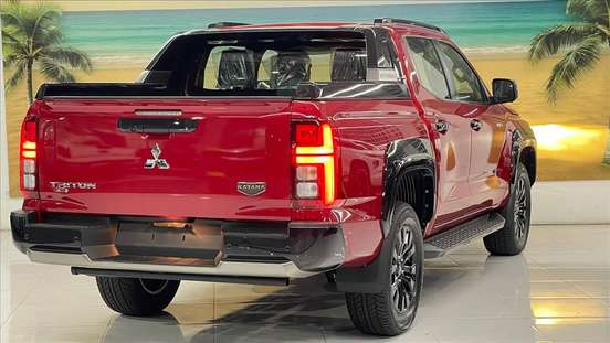 MITSUBISHI-TRITON-2025