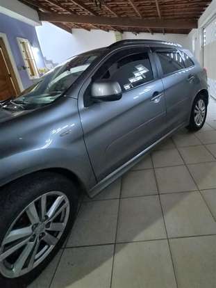 MITSUBISHI-ASX-2011