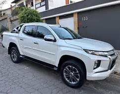 MITSUBISHI L200 TRITON 2.4 16V TURBO DIESEL SPORT HPE-S CD 4P 4X4 AUTOMÁTICO MITSUBISHI L200 TRITON 2.4 16V TURBO DIESEL SPORT HPE-S CD 4P 4X4 AUTOMÁTICO