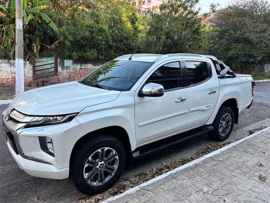 MITSUBISHI-L200 TRITON-2021