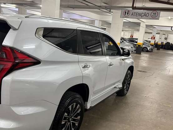MITSUBISHI-PAJERO SPORT-2.4 16V MIVEC TURBO DIESEL HPE-S AWD AUTOMÁTICO MITSUBISHI-PAJERO SPORT-2022