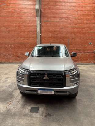 MITSUBISHI-TRITON-2.4 BITURBO DIESEL CD HPE-S 4X4 AUTOMÁTICO MITSUBISHI-TRITON-2025