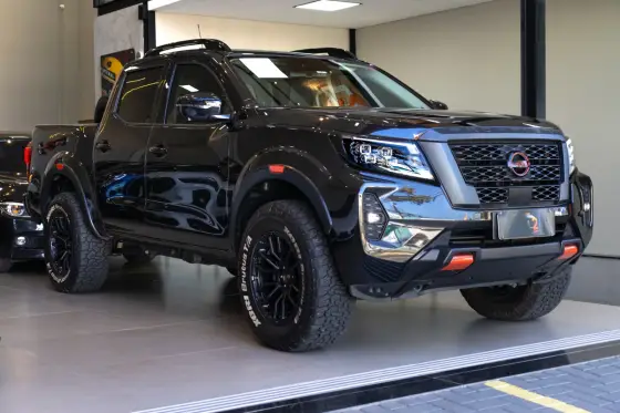 NISSAN FRONTIER 2.3 16V TURBO DIESEL PRO4X CD 4X4 AUTOMÁTICO NISSAN FRONTIER 2.3 16V TURBO DIESEL PRO4X CD 4X4 AUTOMÁTICO