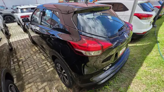 NISSAN-KICKS-2022