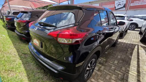 NISSAN-KICKS-2022